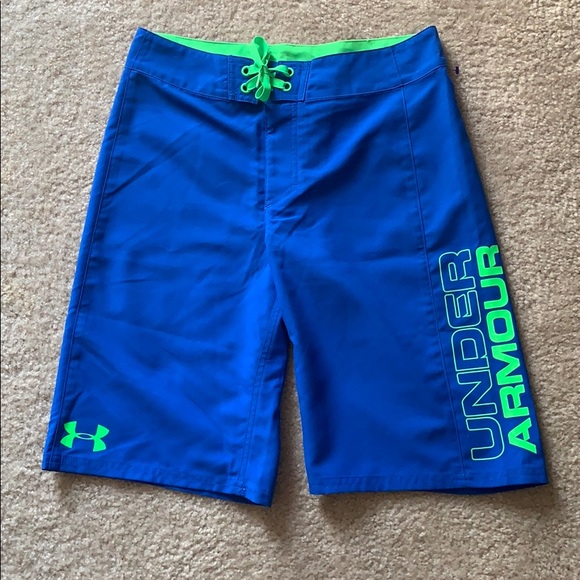 mens swim shorts under armour
